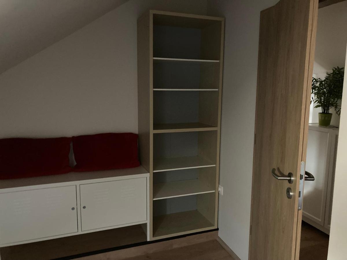 35 Vendeghaz Pecs Apartment Ngoại thất bức ảnh